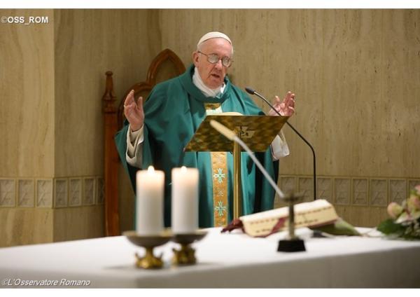 Ranná pápežova homília: Ak nevieš odpustiť, nie si kresťanom